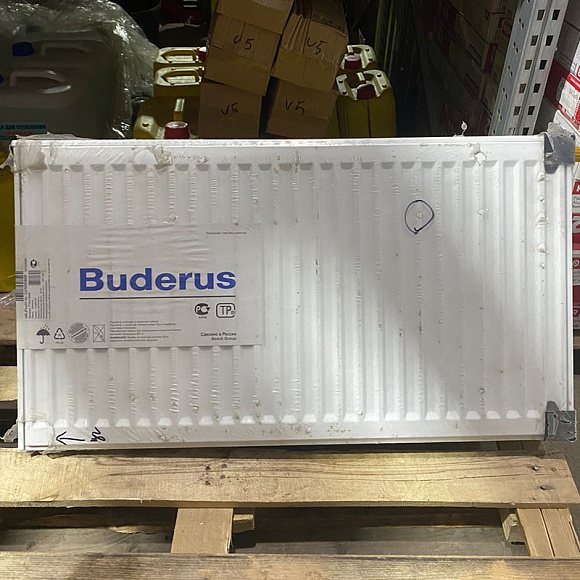 Cтальной радиатор Buderus Logatrend VK-Profil 22/500/900 (Уценка, потертости по корпусу)